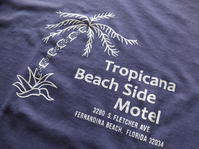 画像: PHERROW'S フェローズ -  ”Tropicana Beach Side Motel”プリントTシャツ　S,ネイビー　【MADE IN JAPAN】